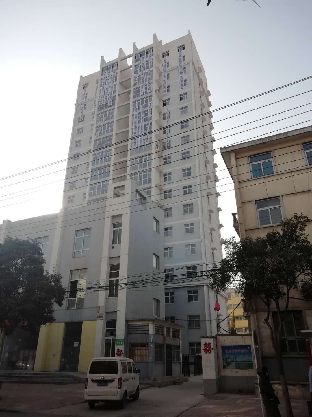 宝鸡市陈仓区千渭街道食品公司住宅楼超建2层